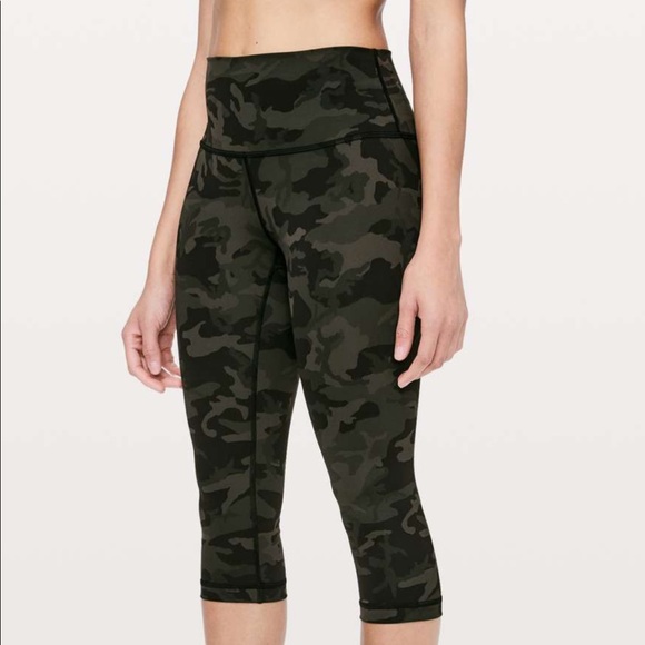 lululemon athletica Pants - Lululemon Wunder Under Size 8 color: Incognito Camo Multi Gator Green